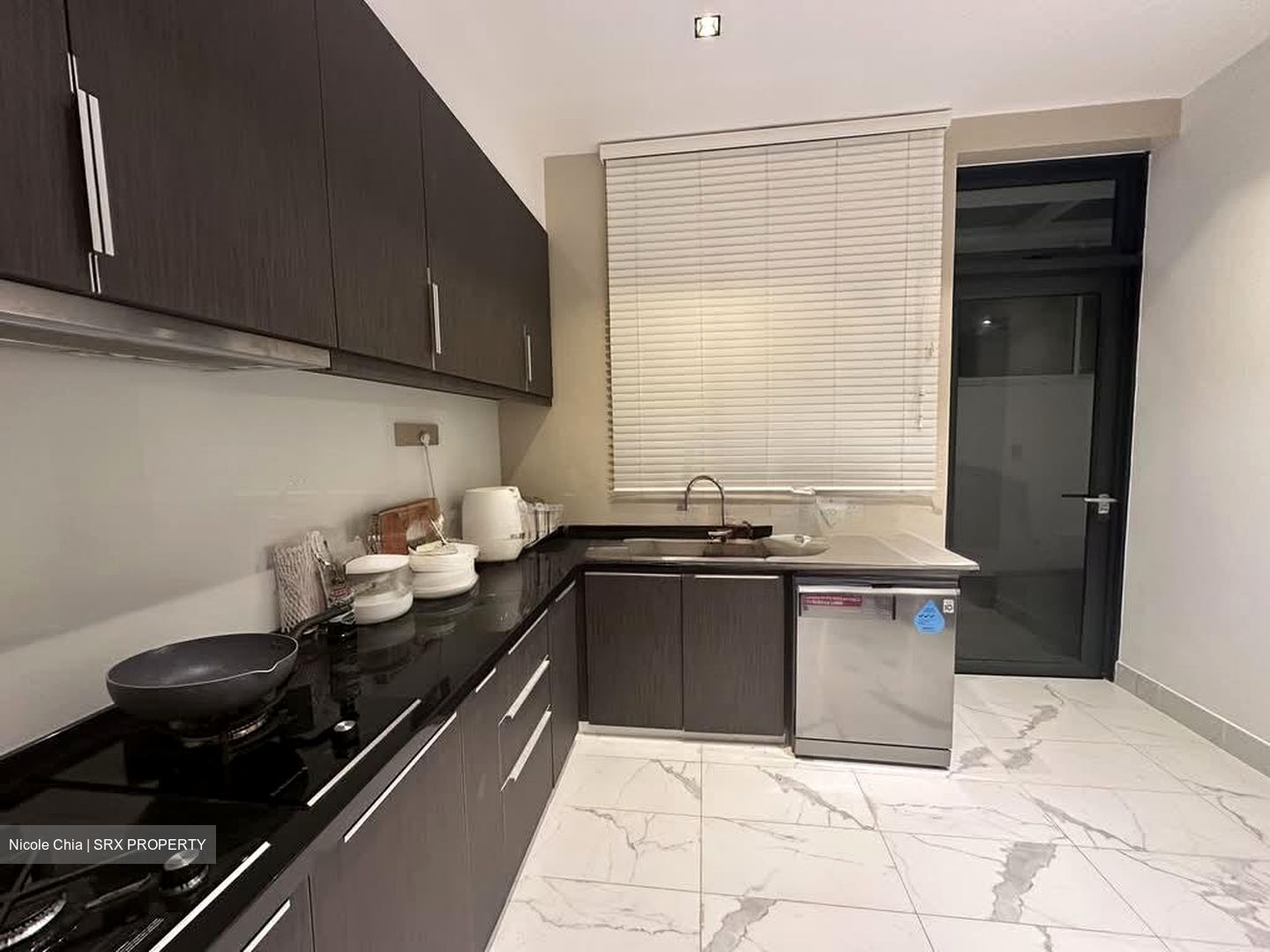 Luxus Hills (ph 7) (D28), Terrace #577352051